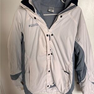 Columbia White and Light Gray Women's Jacket with Fleece Liner